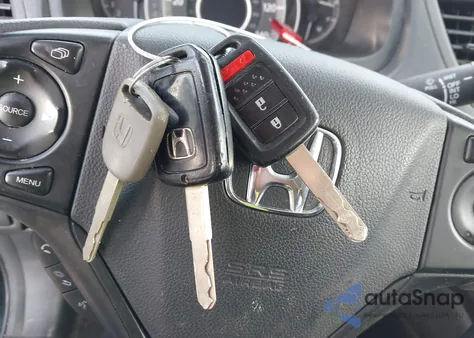 2014 Honda Cr-V Lx z USA, uszkodzony, nr VIN 3CZRM3H30EG707107